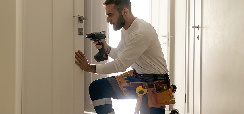 Mailbox Lock Installation Expert in Woodcrest, California