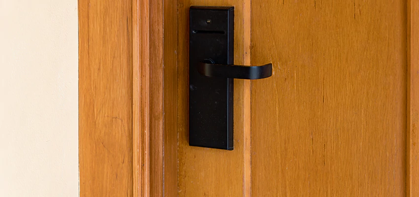 Home Security And Alarm Monitoring in Woodcrest, California