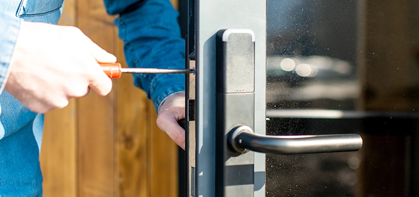 Aluminium Door Lock Replacement in Woodcrest, California